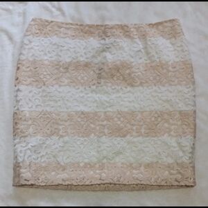 White House Black Market Lace Mini Skirt - Cream and Tan